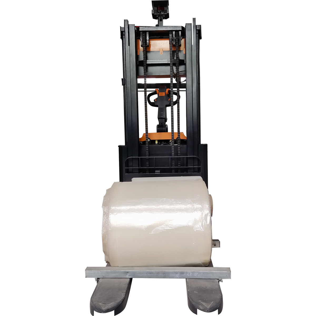 AGV targonca automatizált be- és kirakodáshoz